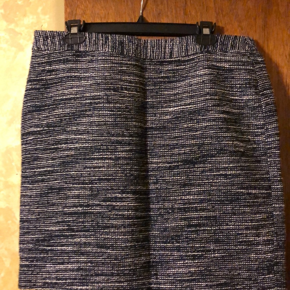 Shirt - Picture 2 of 3